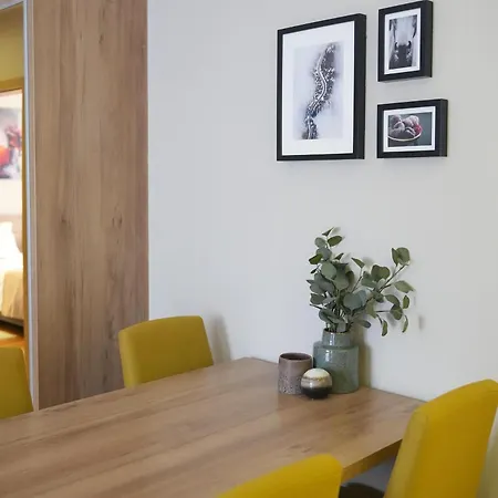 Aparthotel Mons 4*